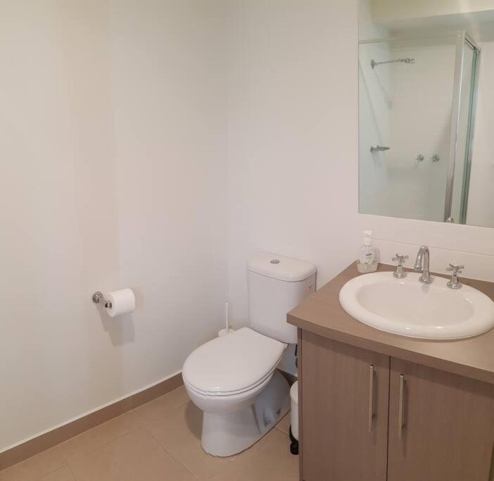 Venus Haven - Beach 1, Linen, Wifi, Netflix Venus Bay Exterior photo